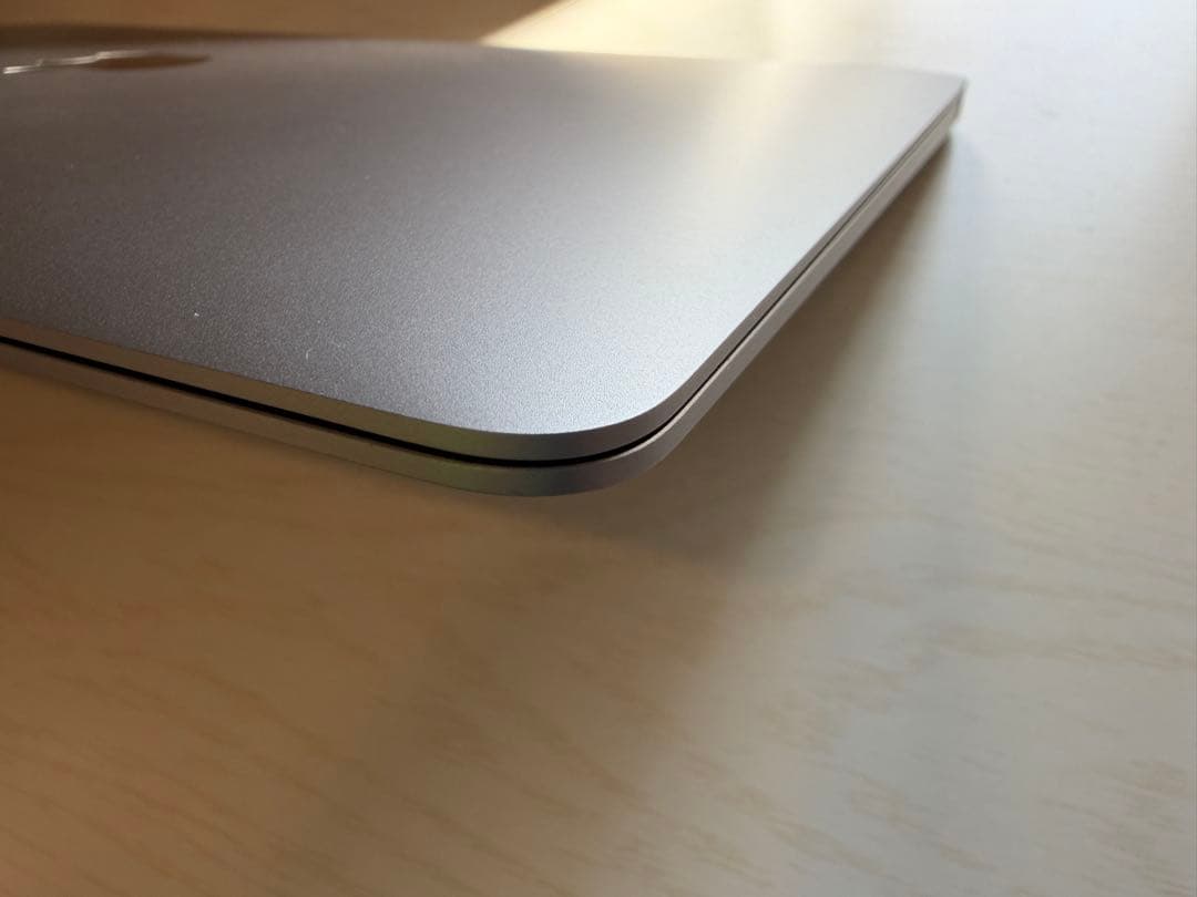 【美品】MacBook Air M1 BT91 8GB 256GB