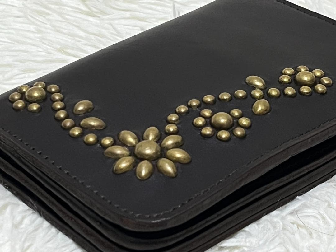 HTC ミディアムウォレット キーホルダー フラワーモチーフ ダークブラウン