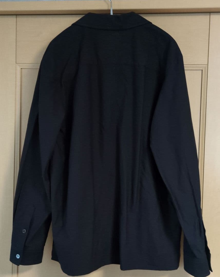 A.P.C. ブラックシャツ Mサイズ