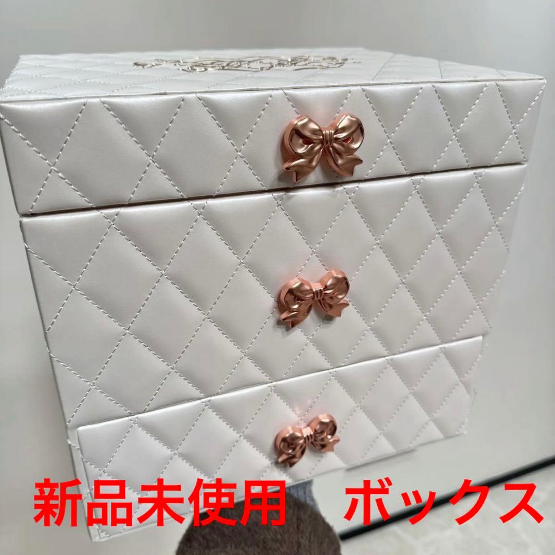 フラワーノーズ　クリスマス限定　ノベルティ　ボックス