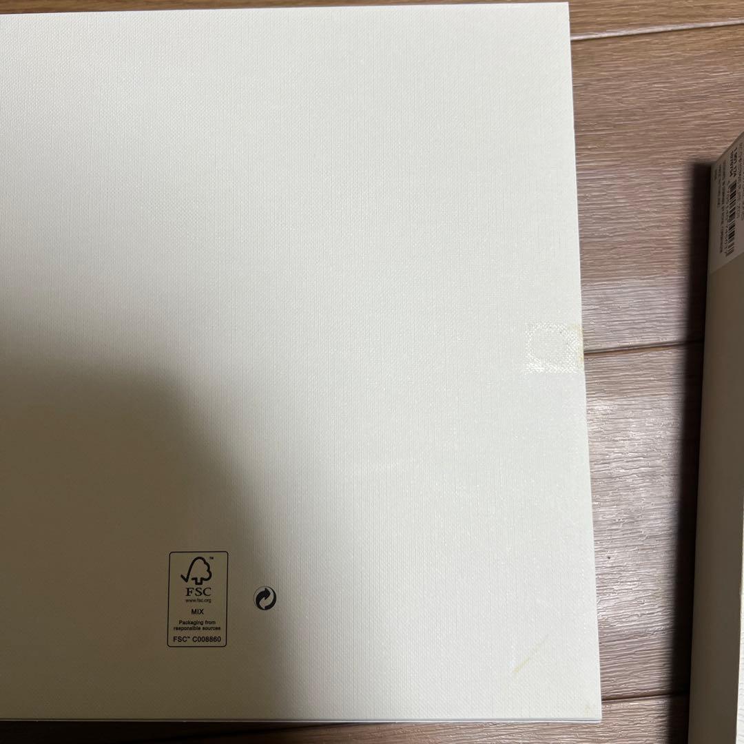 ロイヤルコペンハーゲン2024イヤープレート