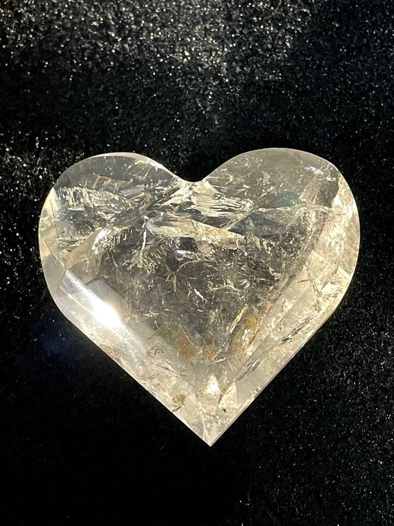 水晶♡ハート型(置物)珍しい綺麗なカットタイプ