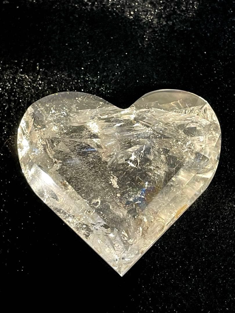 水晶♡ハート型(置物)珍しい綺麗なカットタイプ