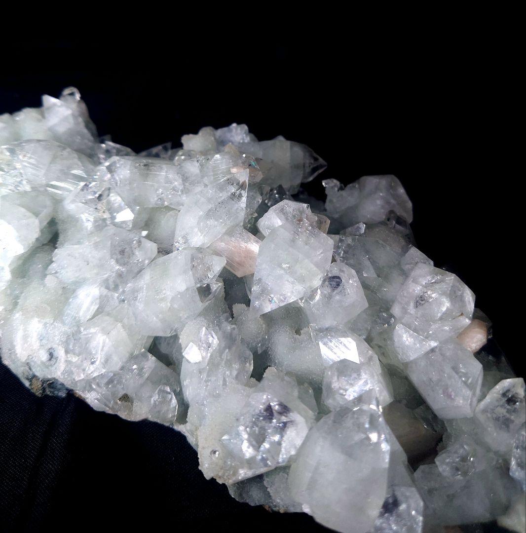 アポフィライトクラスター キラキラ 魚眼石