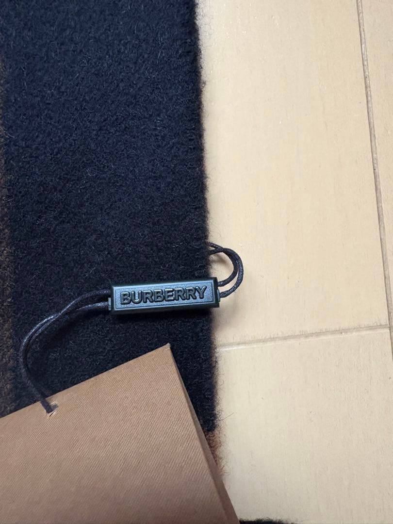 バーバリー　BURBERRY マフラー　カシミヤ100%