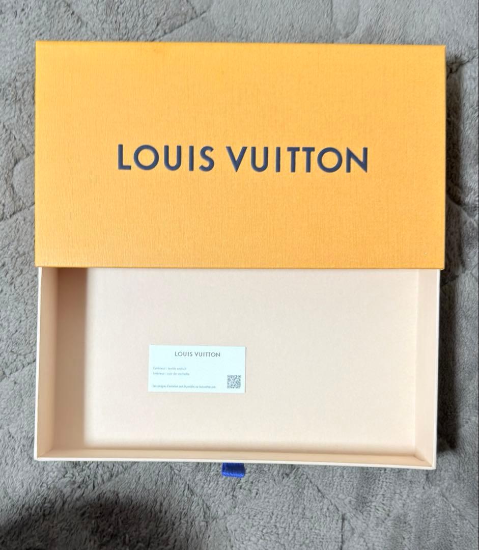 Louis Vuitton 長財布　ダミエ柄