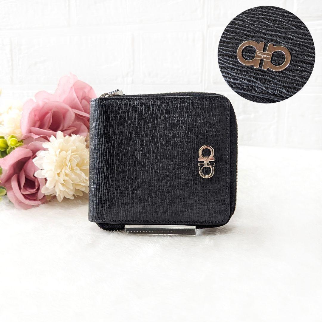 ✨極美品✨フェラガモ ダブルガンチーニ ラウンドファスナー 折り財布 レザー