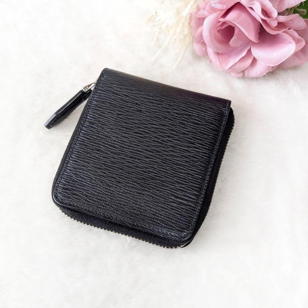 ✨極美品✨フェラガモ ダブルガンチーニ ラウンドファスナー 折り財布 レザー