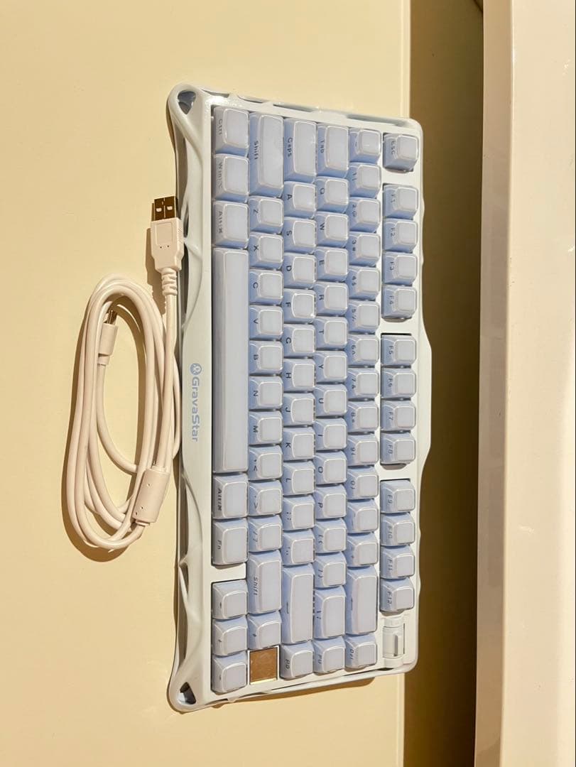 Gravastar K1 ゲーミングキーボード　水色