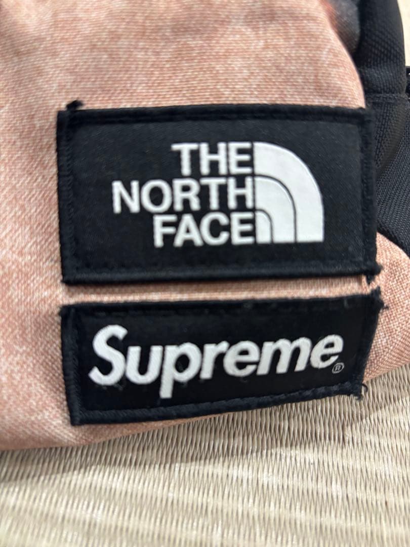 Supreme✖︎The North Face
