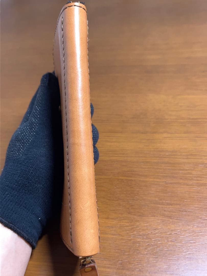 HERZ ヘルツ レザー ラウンドジッパー 長財布