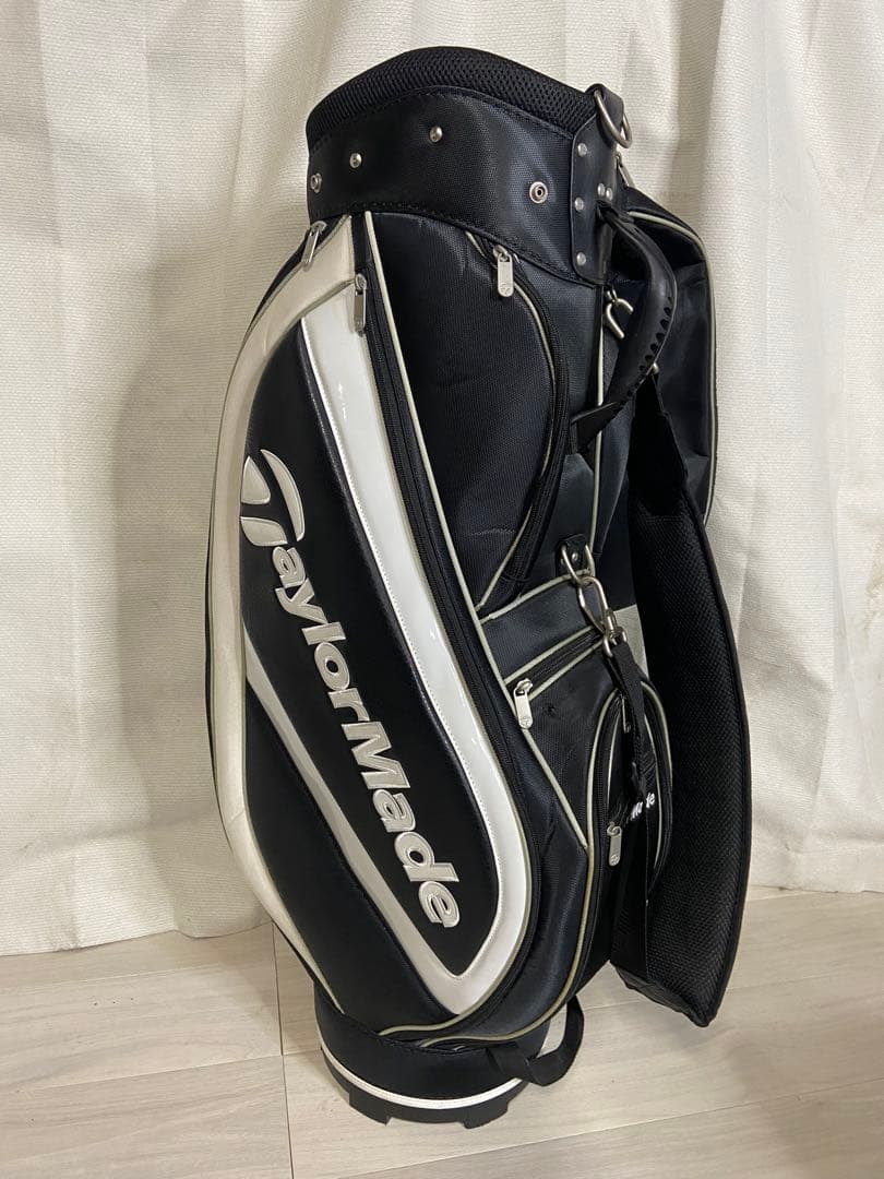 TaylorMade キャディバッグ 黒　白　ゴルフバッグ　テーラーメイド