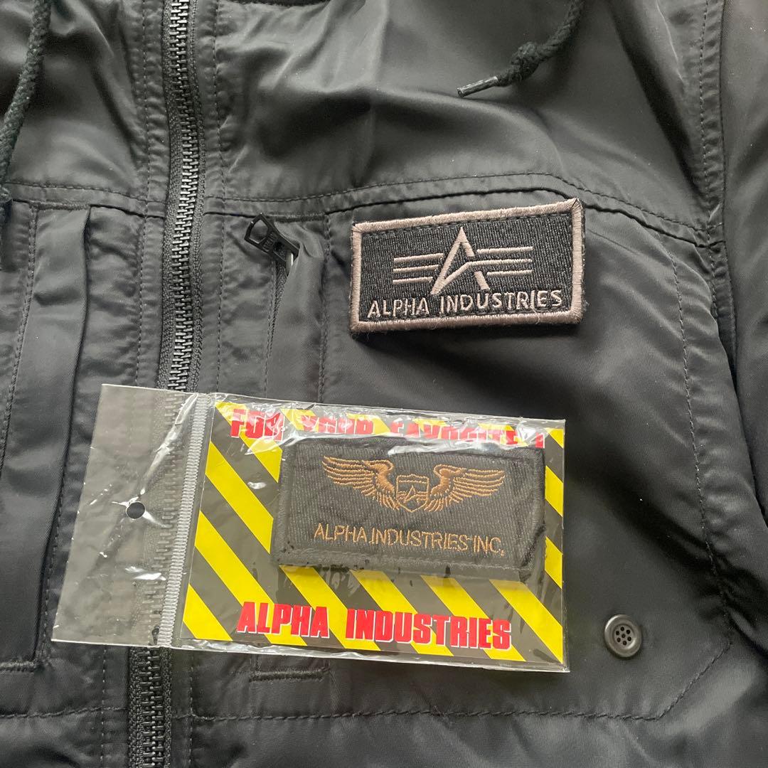 美品！ALPHA INDUSTRIES フード付きブラックブルゾン　TA1260