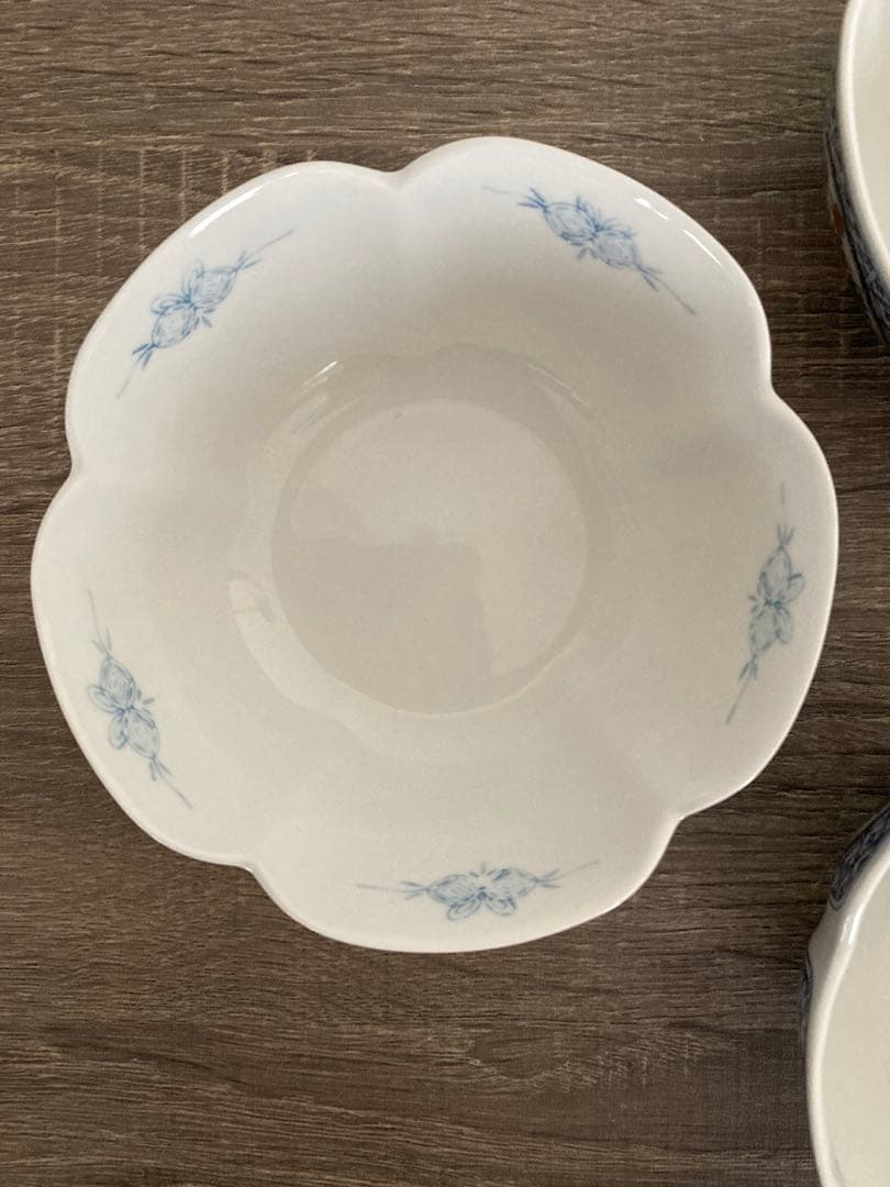 ☆ 中鉢 煮物鉢 和食器 清 昭和レトロ 花 青 白 4個セット ☆