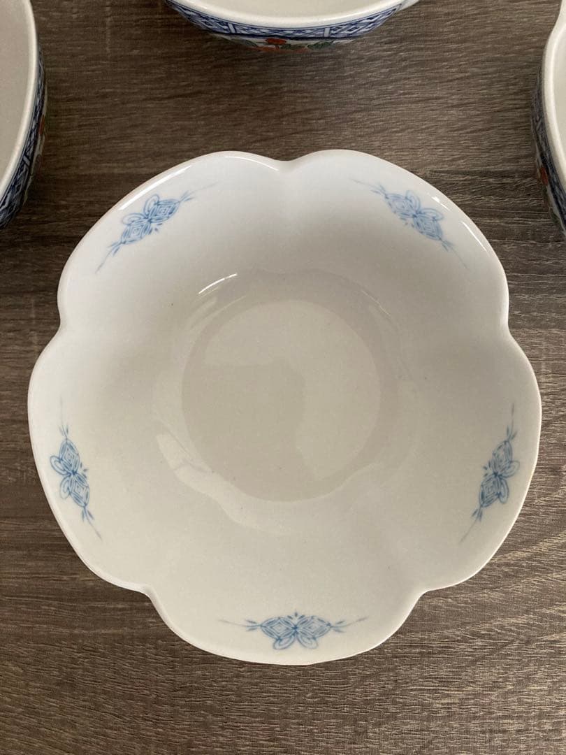 ☆ 中鉢 煮物鉢 和食器 清 昭和レトロ 花 青 白 4個セット ☆
