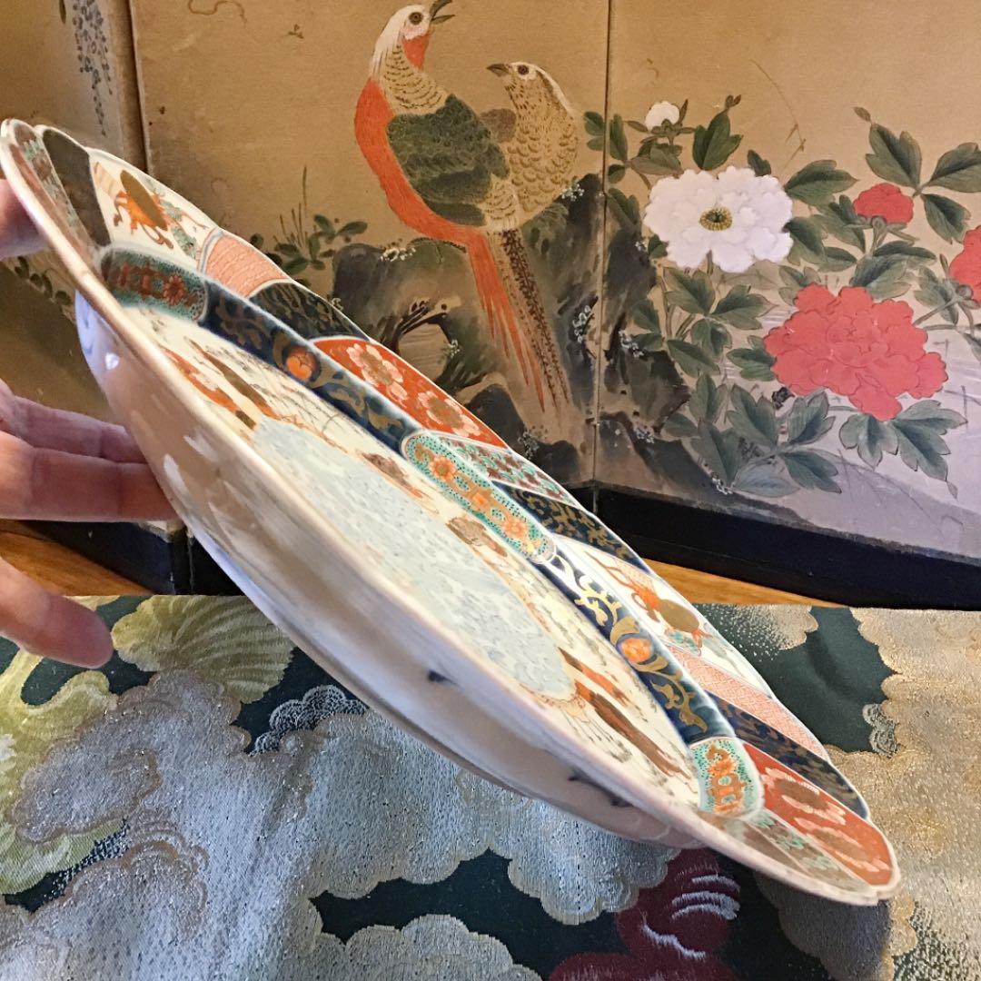 838 古伊万里　染錦手　七賢人図　輪花型　1尺皿