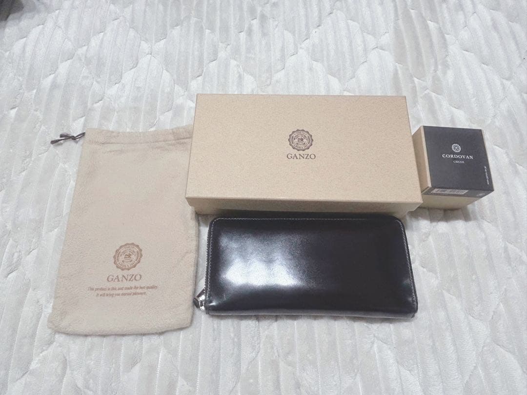 【GANZO】コードバン ラウンドファスナー長財布 ブラック ※wax付き
