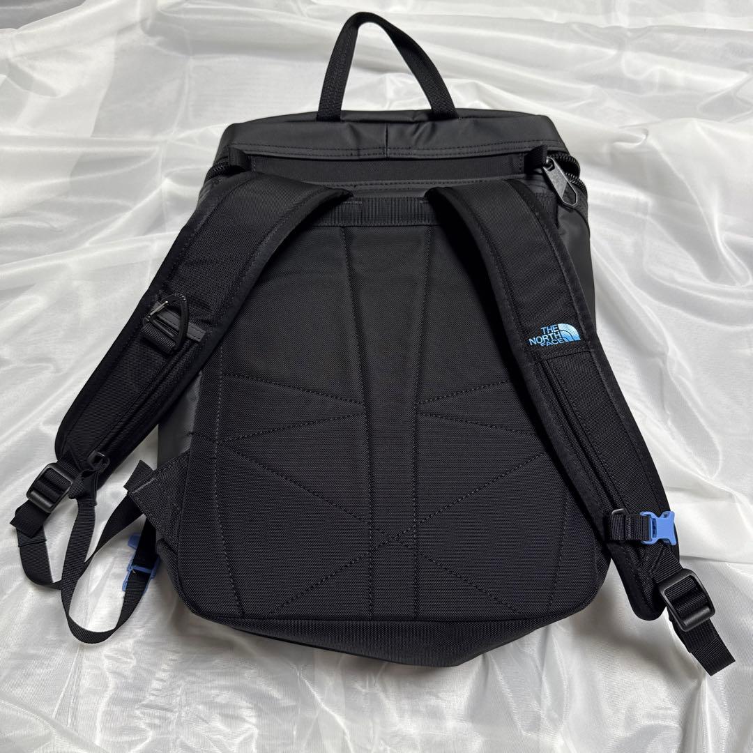 THE NORTH FACE（ザノースフェイス）ジュニアリュック　黒&白