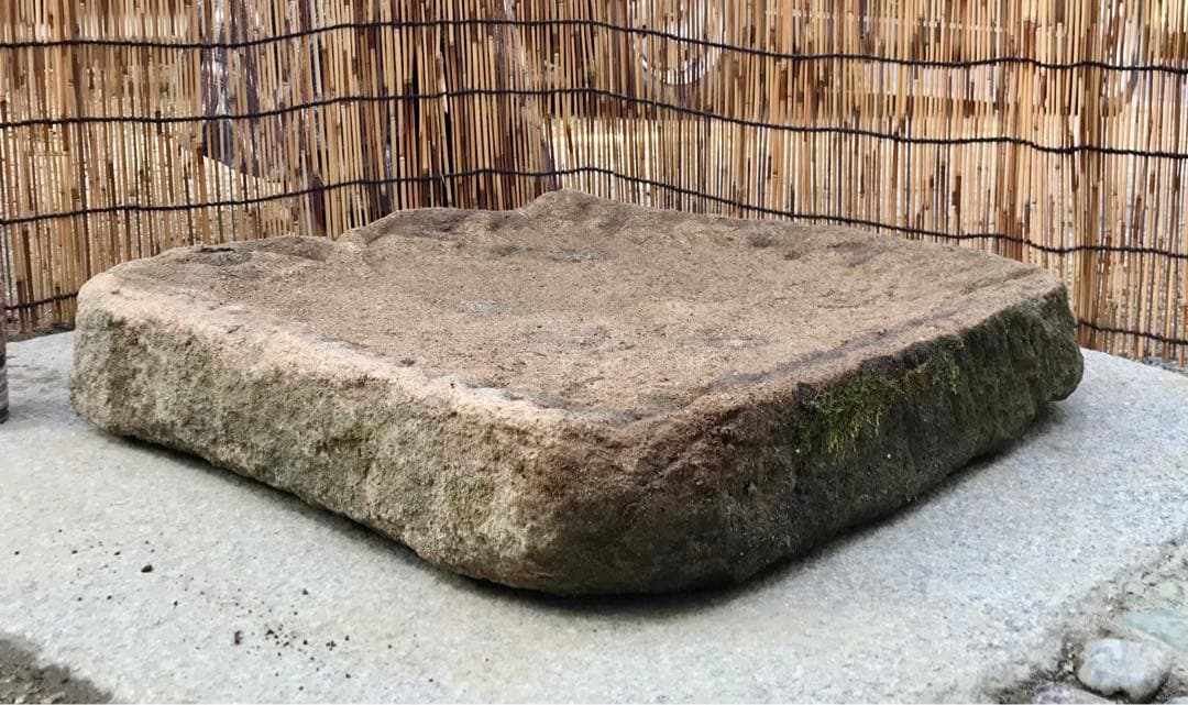 【天然自然石・寄せ植え鉢・岩松イワヒバ・盆栽鉢・石付き鉢・苔鉢・多肉植物鉢】庭石