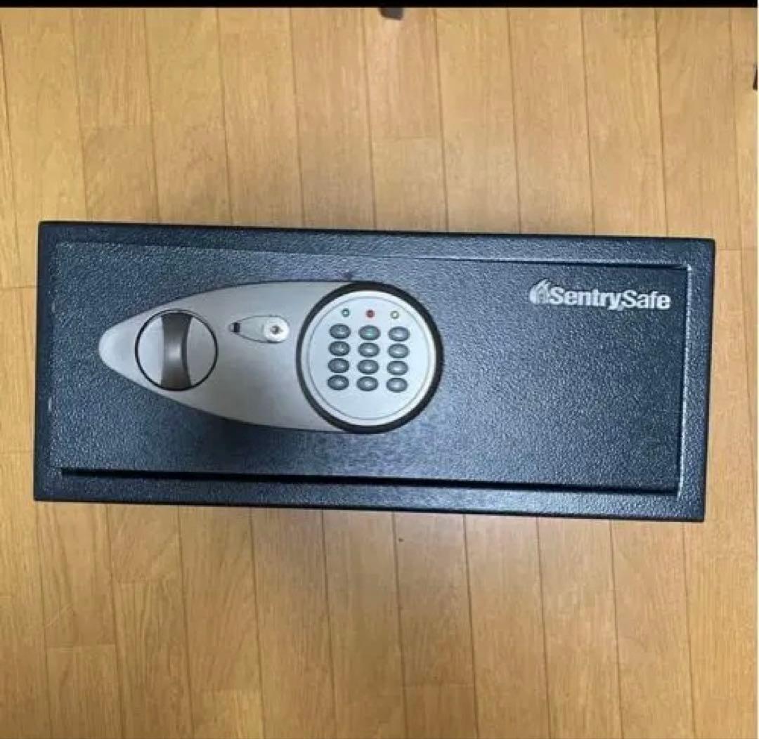 SentrySafe デジタルロック金庫
