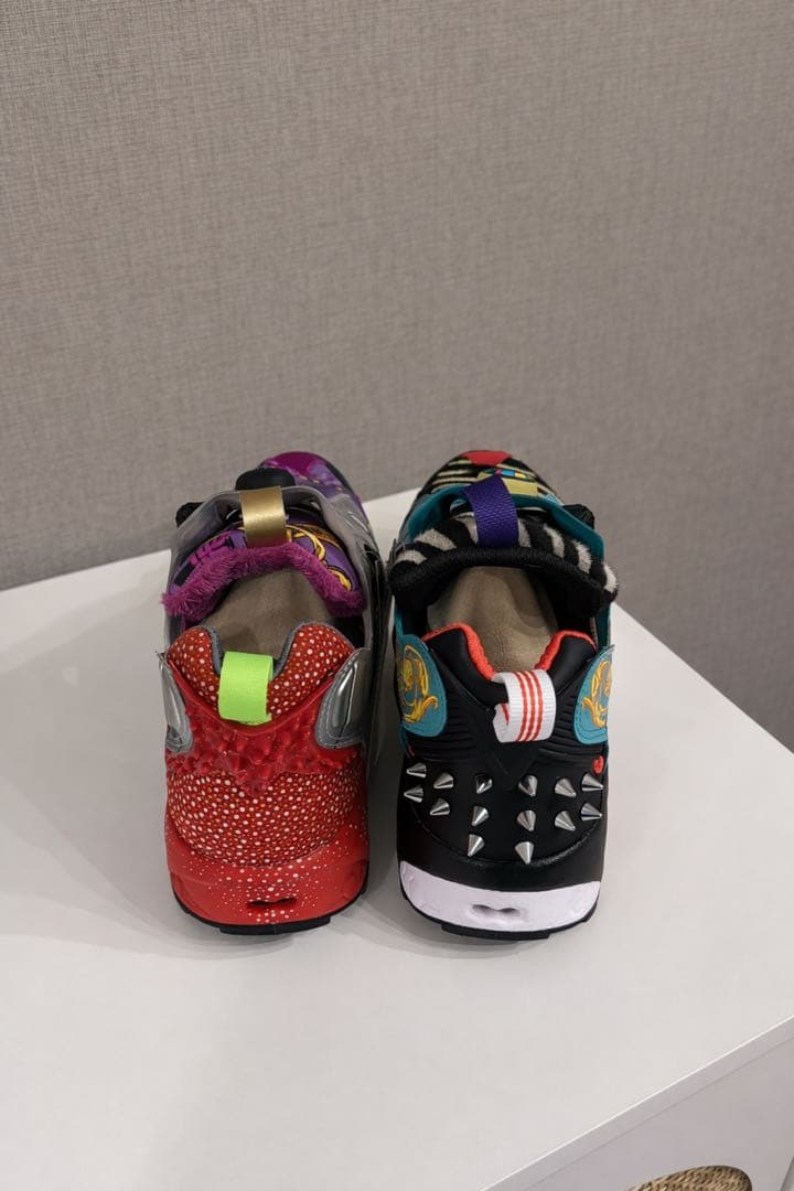 Reebok Instapump Fury × MINIONS コラボスニーカー