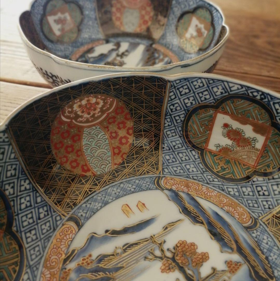 明治伊万里　色絵　染錦　輪花縁　大鉢　大小２客セット