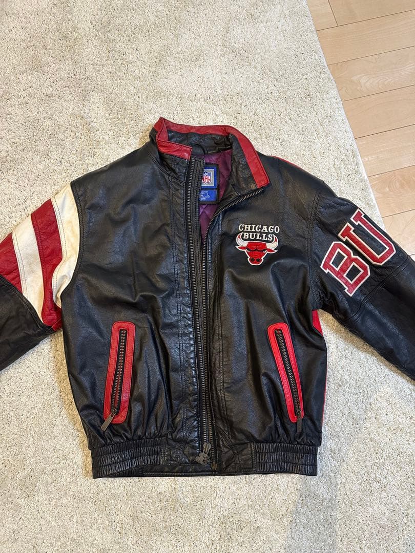 オ*オ様 【希少レア】スターター製　シカゴブルズレザージャケット　90s Lサイ