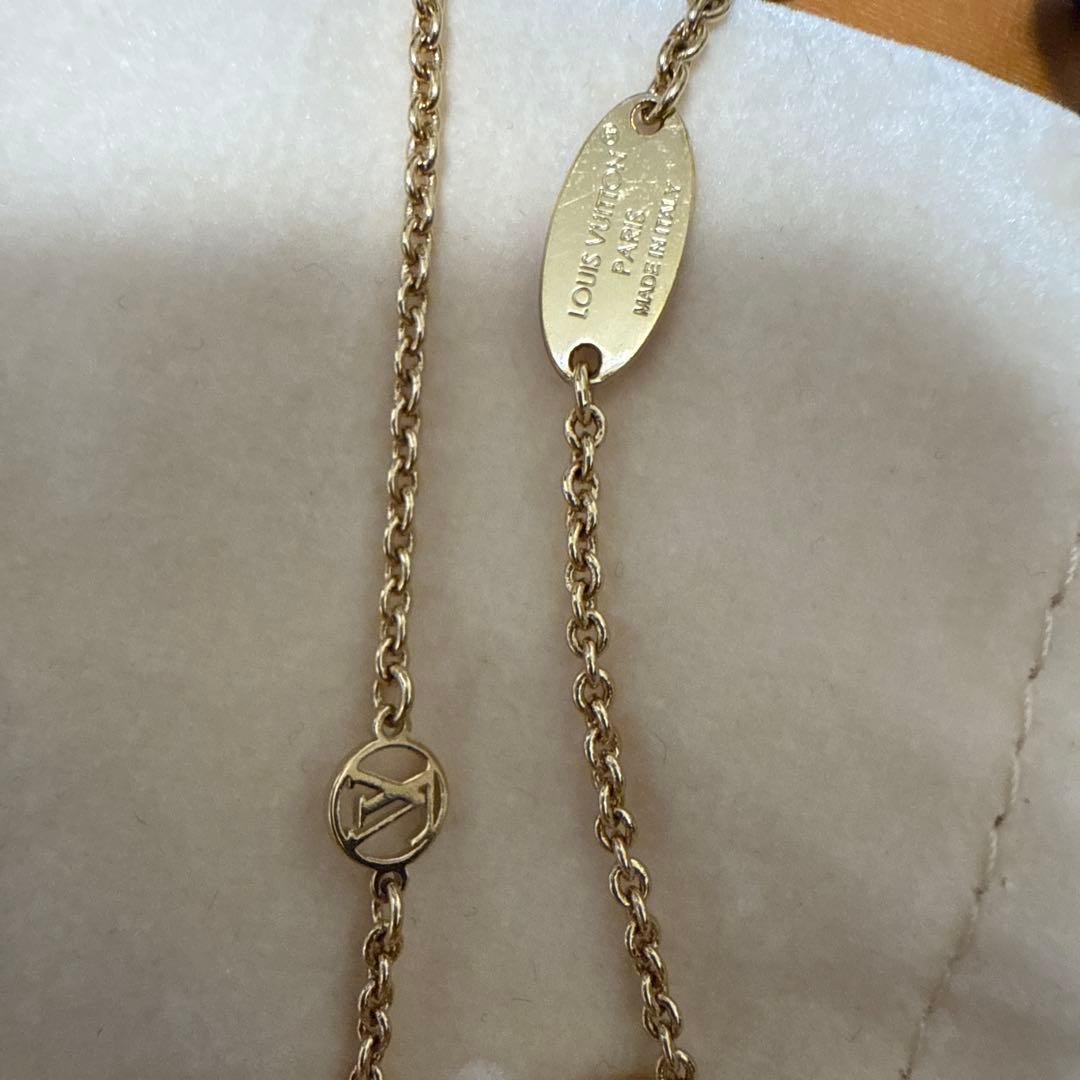 LOUIS VUITTON Vロゴブレスレット 未使用