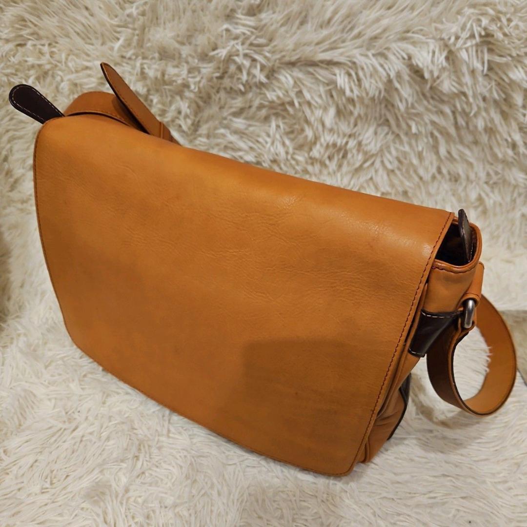 美品 ソメスサドル レザー フラップ ショルダーバッグ キャメル A4