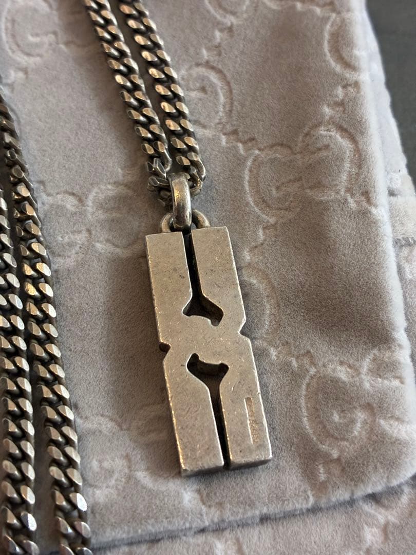 Gucci シルバー チェーンネックレス