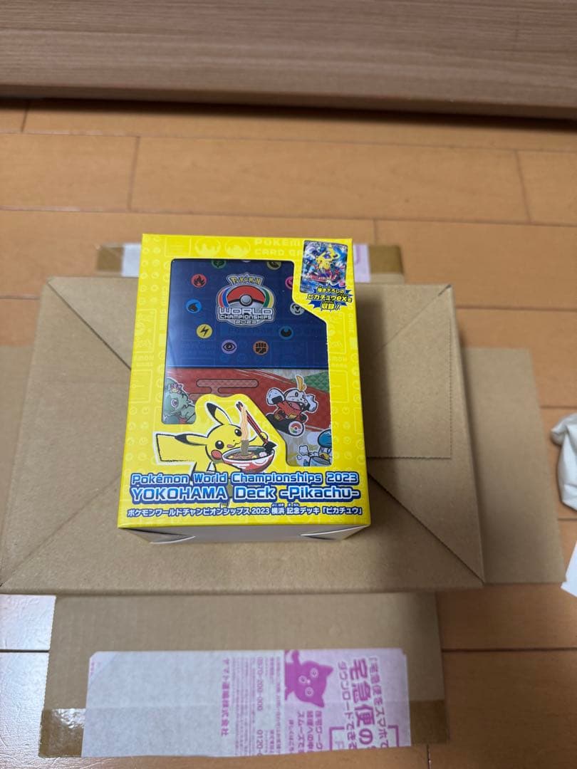 ✴︎新品　未使用　未開封✴︎ポケモンカードゲーム　横浜記念デッキ　ピカチュウ