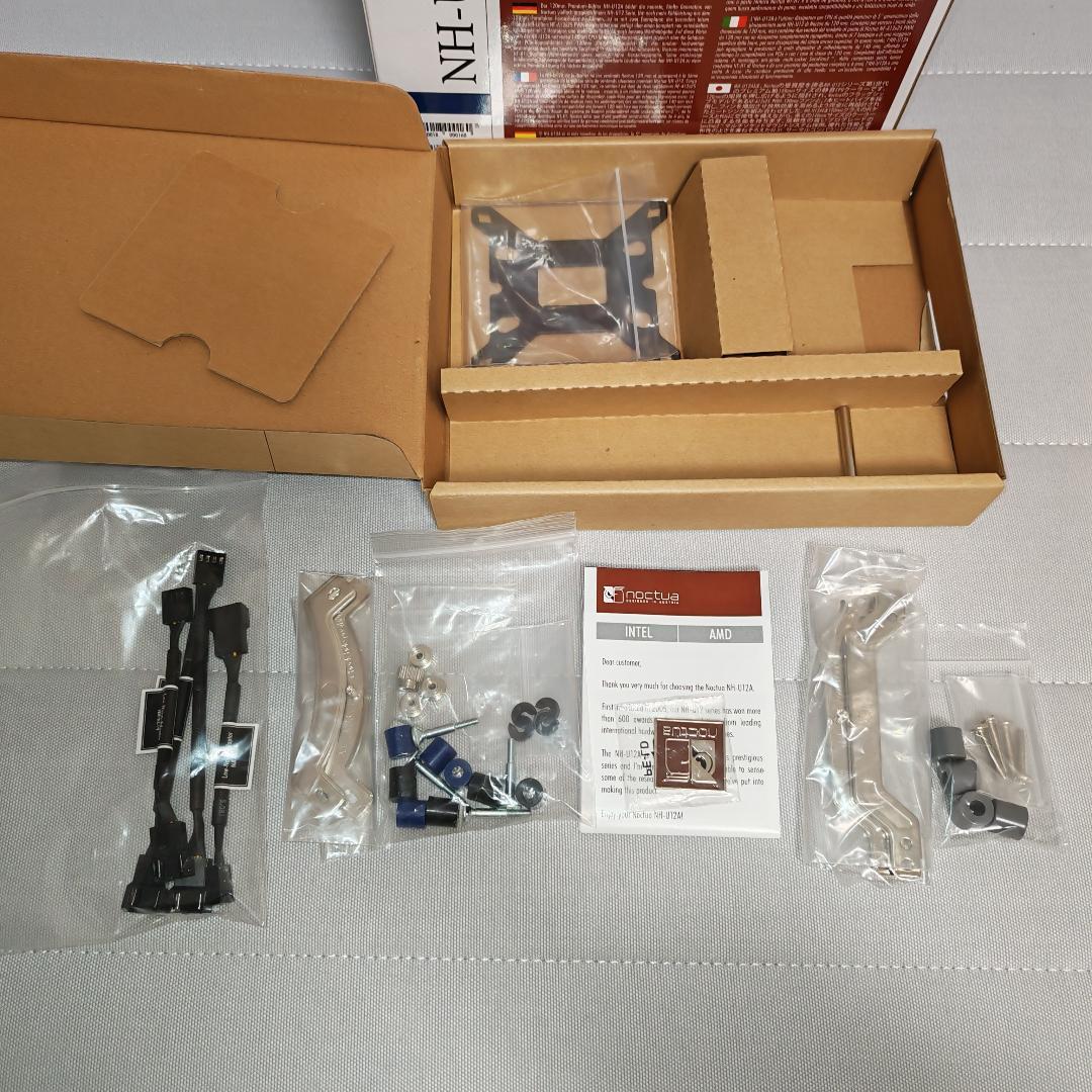 Noctua NH-U12A NA-HC8 セット CPUクーラー オマケ付