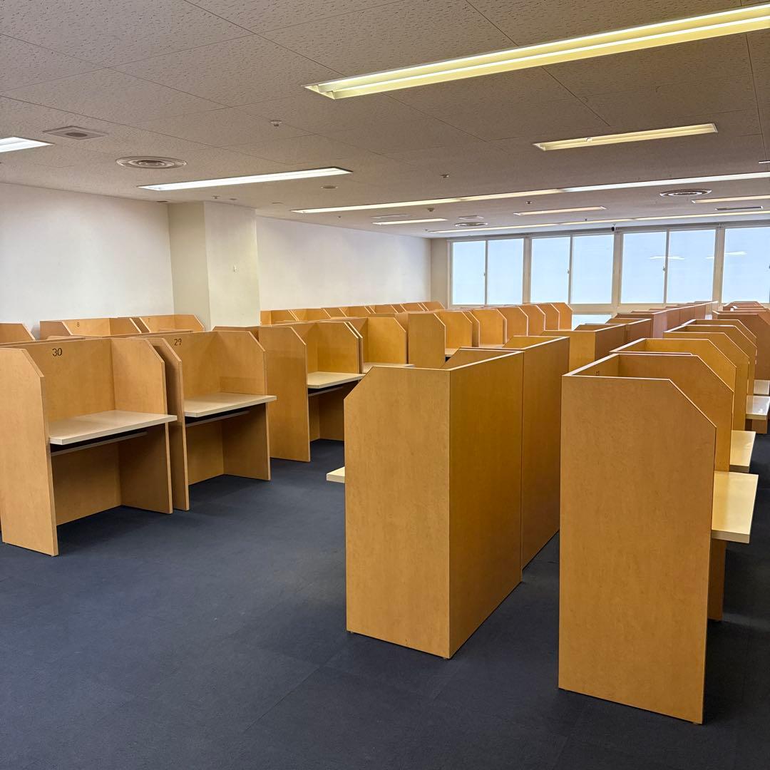 学習机・学習テーブル　50席分