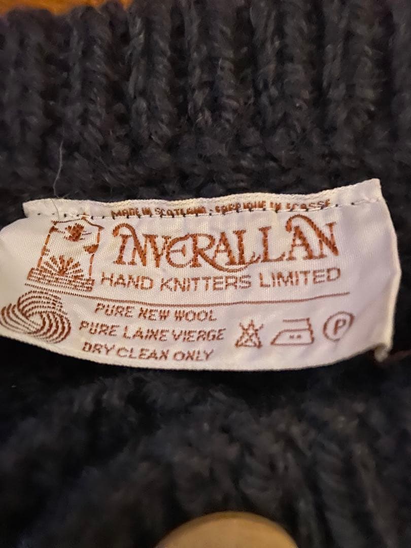 美品　インバーアラン　４Aカーディガン　チャコール　　茶タグ　3A