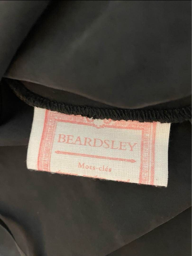 ビアズリー　beardsley バックテールスカート　キュプラ素材　ブラック