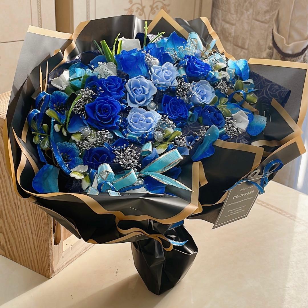 ✨特大✨ボリュームのある花束✨水色＆青バラプリザ＆アーティフィシャルアレンジメ✨