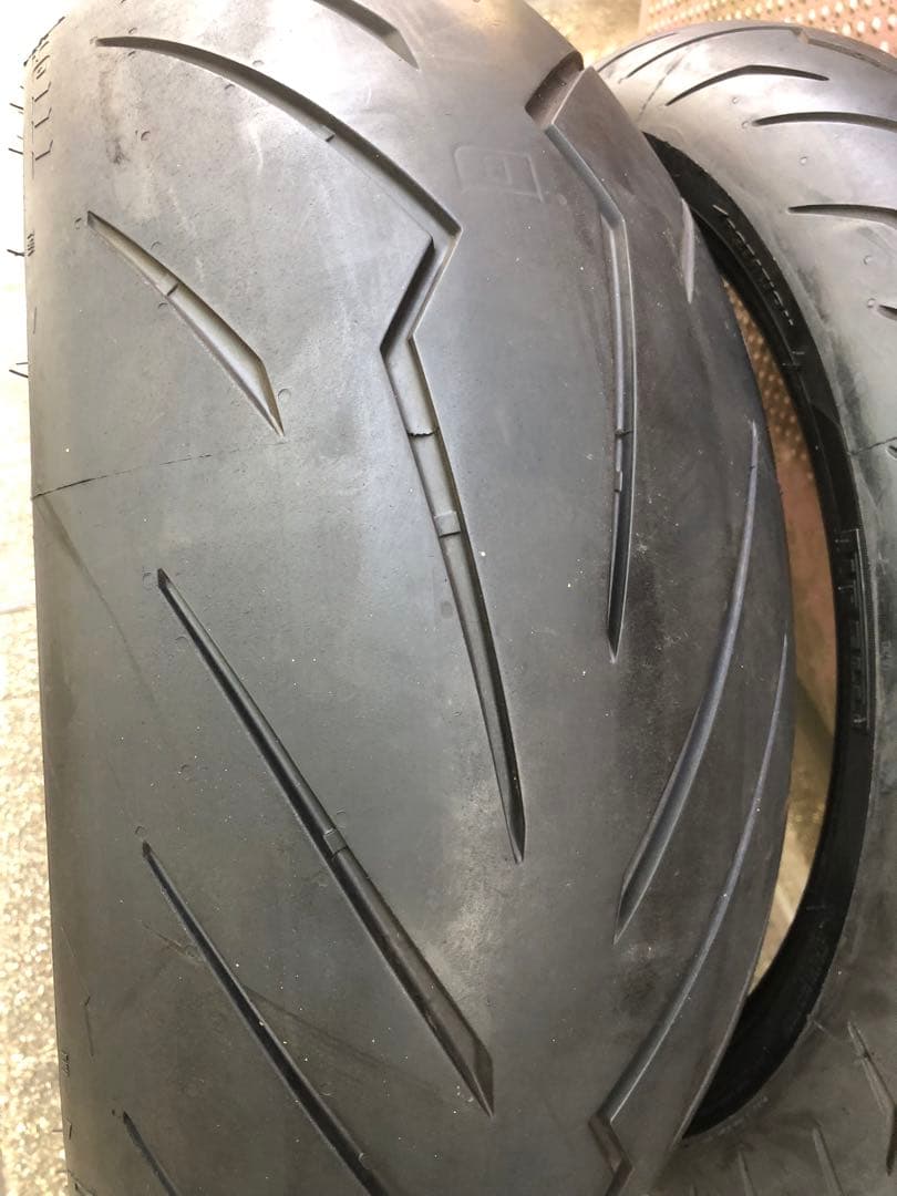 ピレリディアブロ DUCATI 前後タイヤ PIRELLI ROSSOⅢ