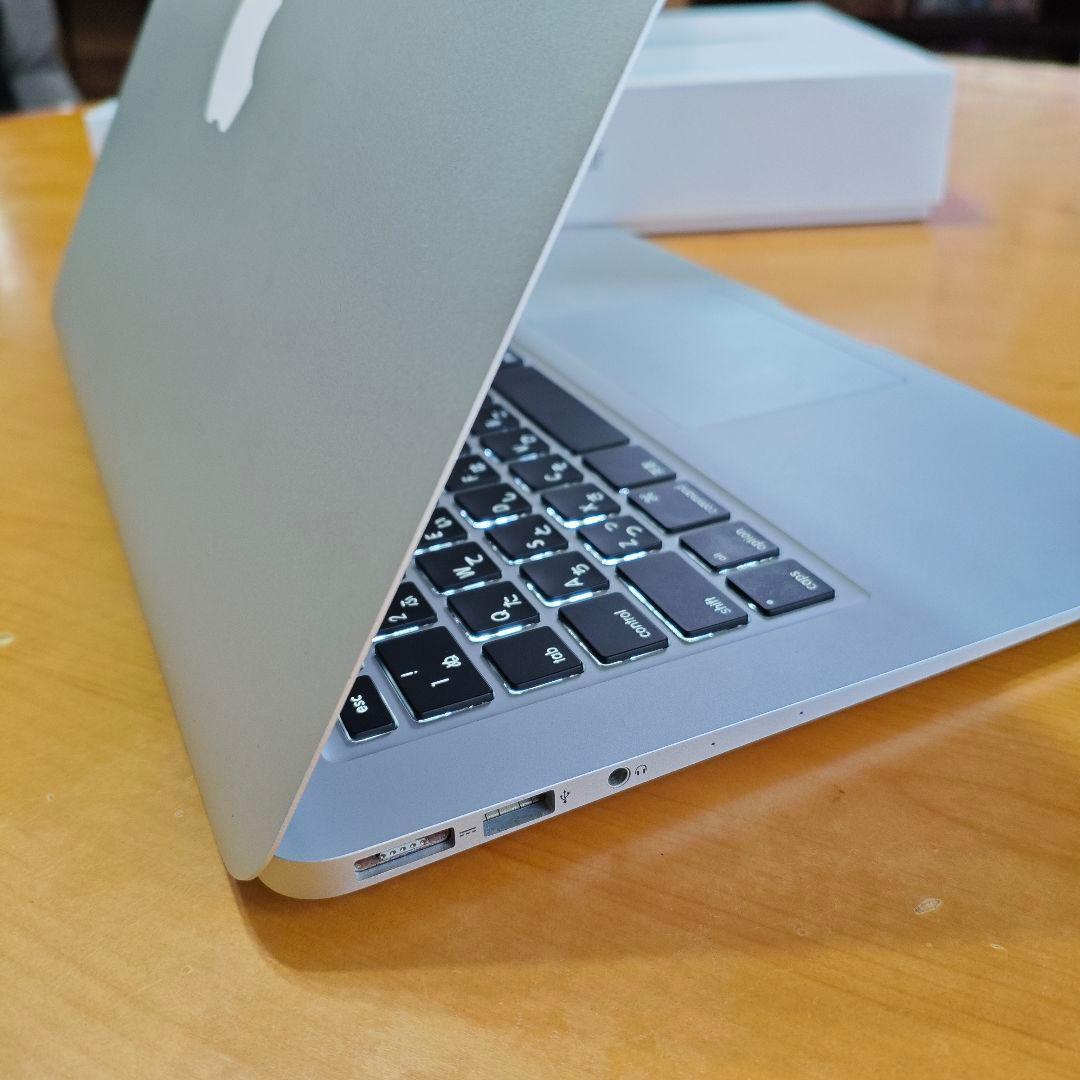 【美品】Macbook Air 13インチ i5 8G バッテリー◯