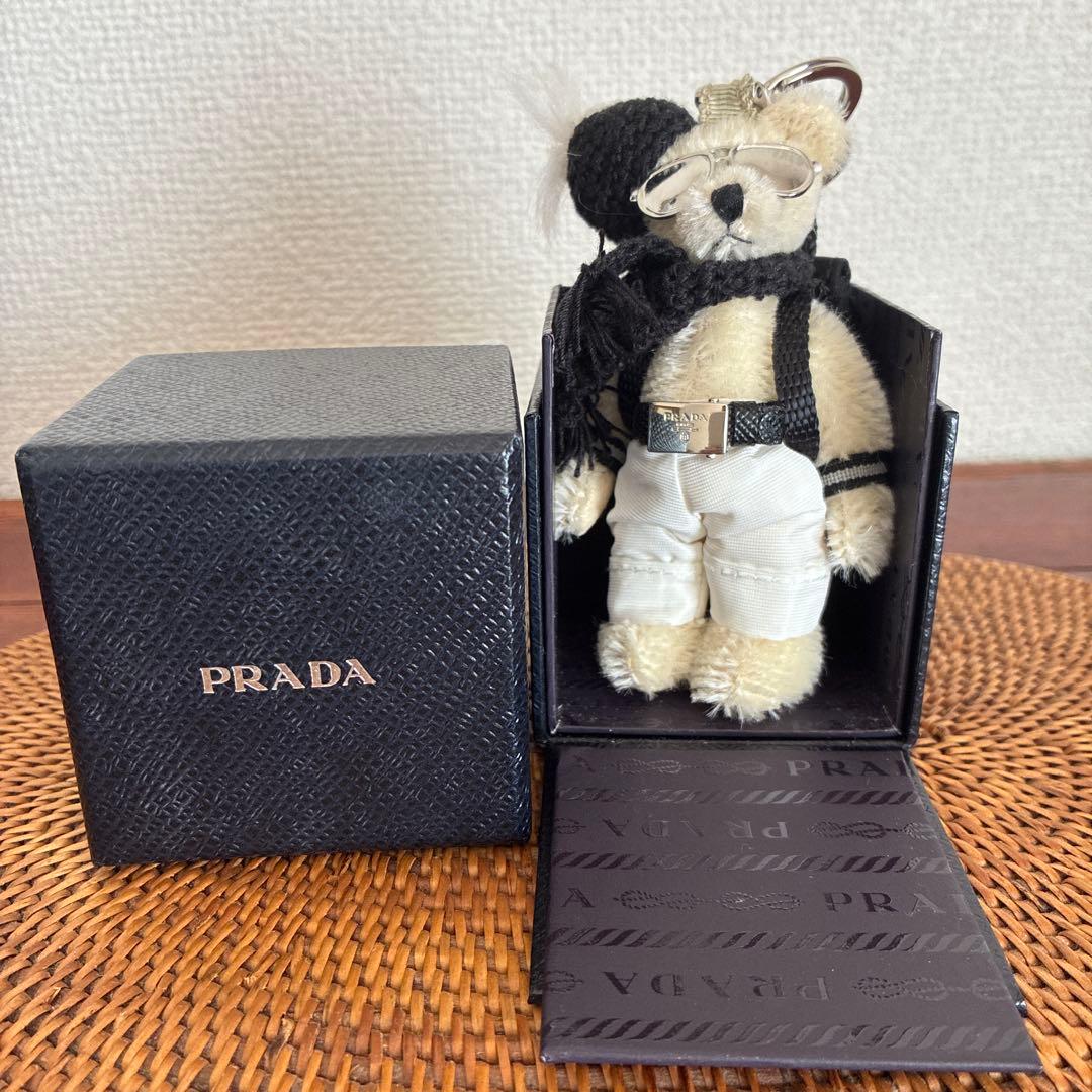 PRADA テディベア キーホルダー　キーチャーム