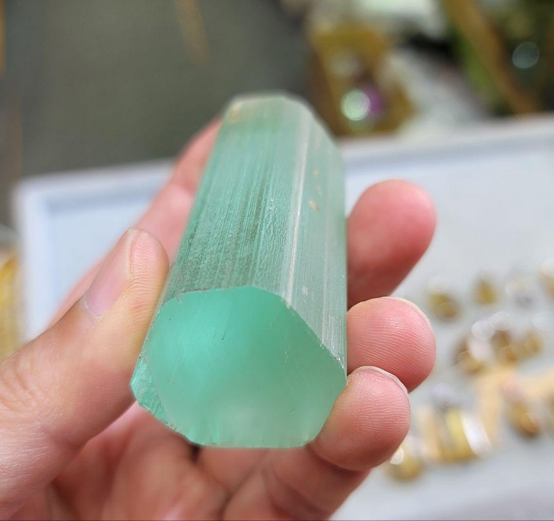アクアマリン　結晶　希少品