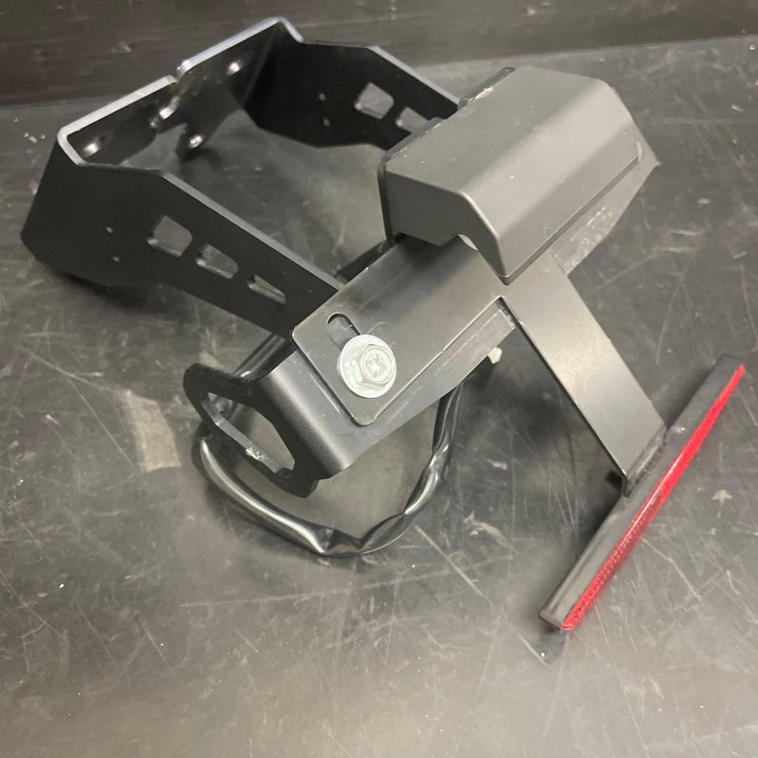 ◇D166アクティブ製　GSX-R125/S125 フェンダーレスキット　中古品