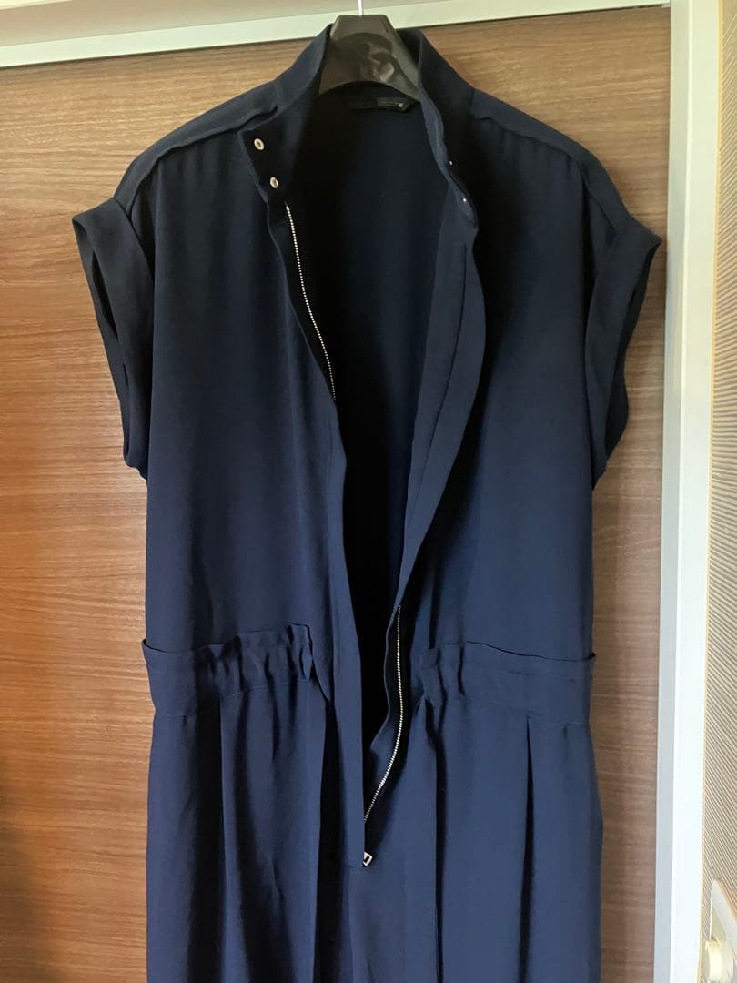 ZARA ベルト付きクレープジャンプスーツ