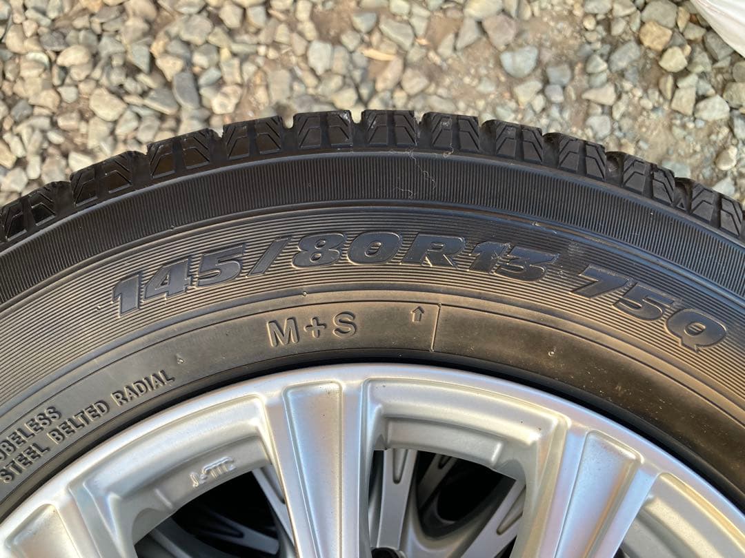 バリ溝 すぐ発送可能145/80R13スタッドレスアルミホイールセット