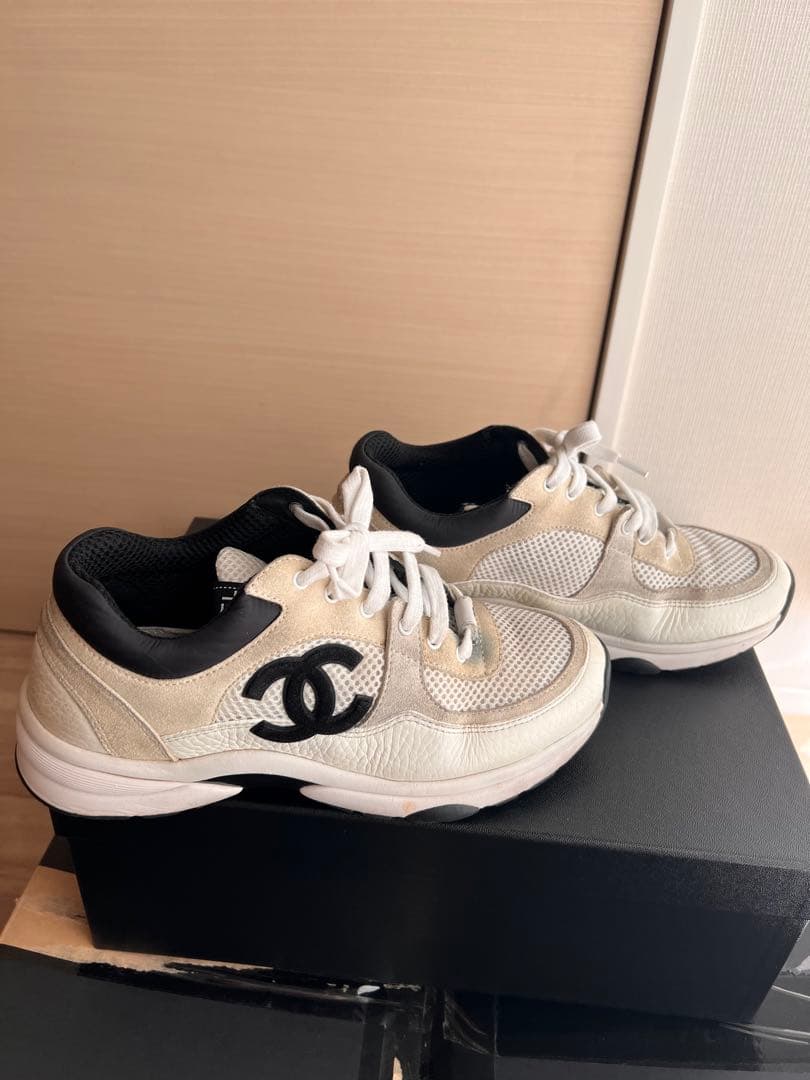 Chanel メッシュスニーカー ホワイト/ブラック(38)