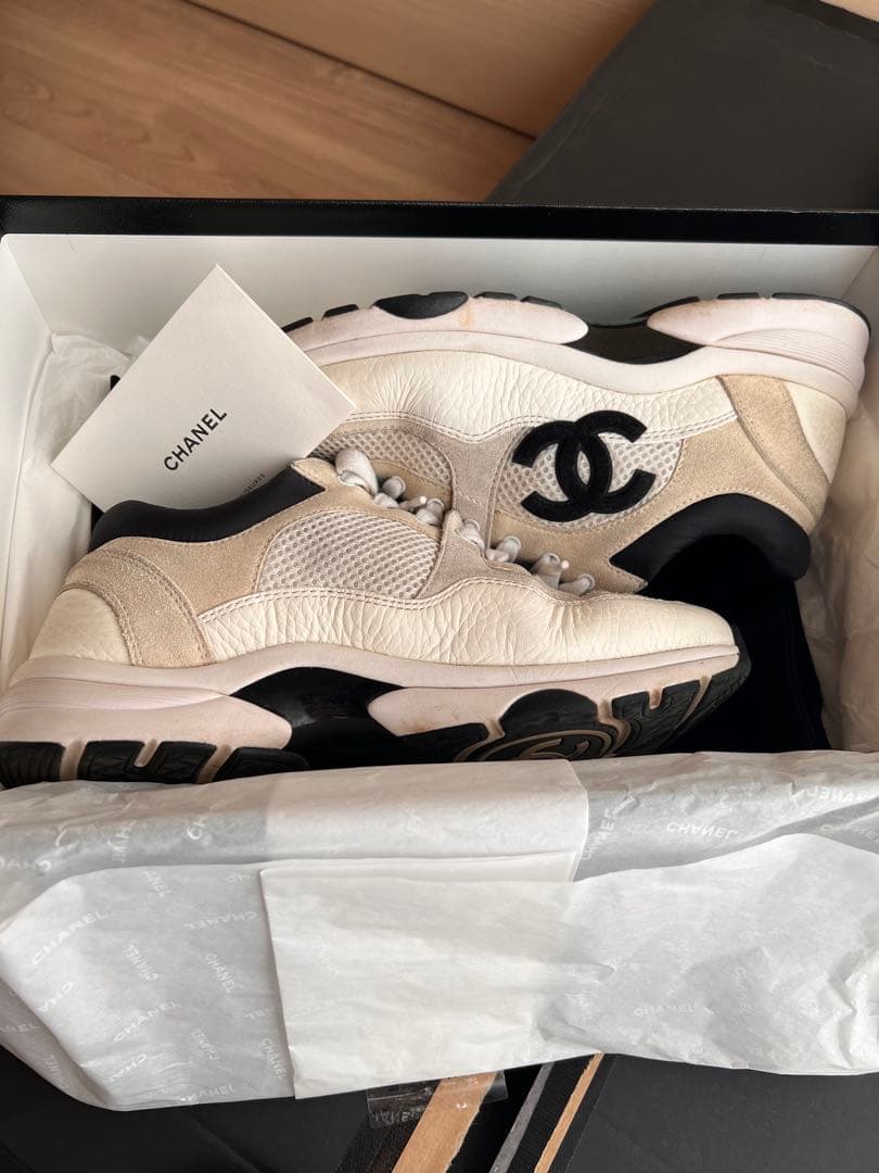 Chanel メッシュスニーカー ホワイト/ブラック(38)