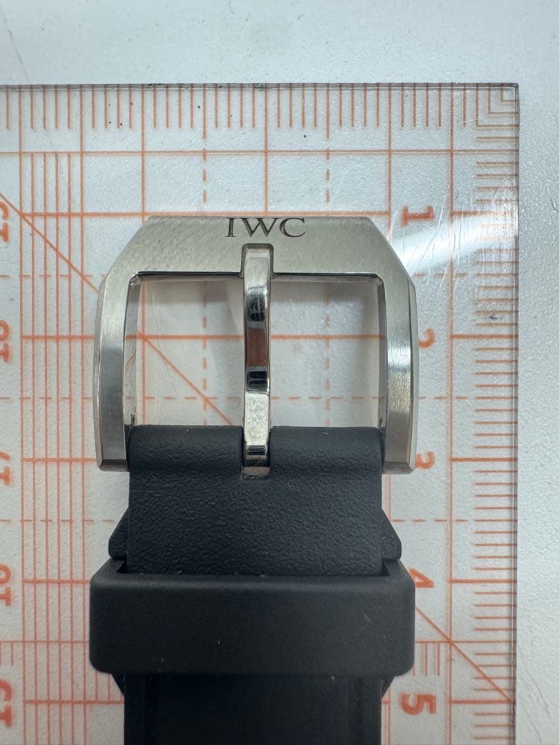 IWC ブラックラバーベルト 箱などあり