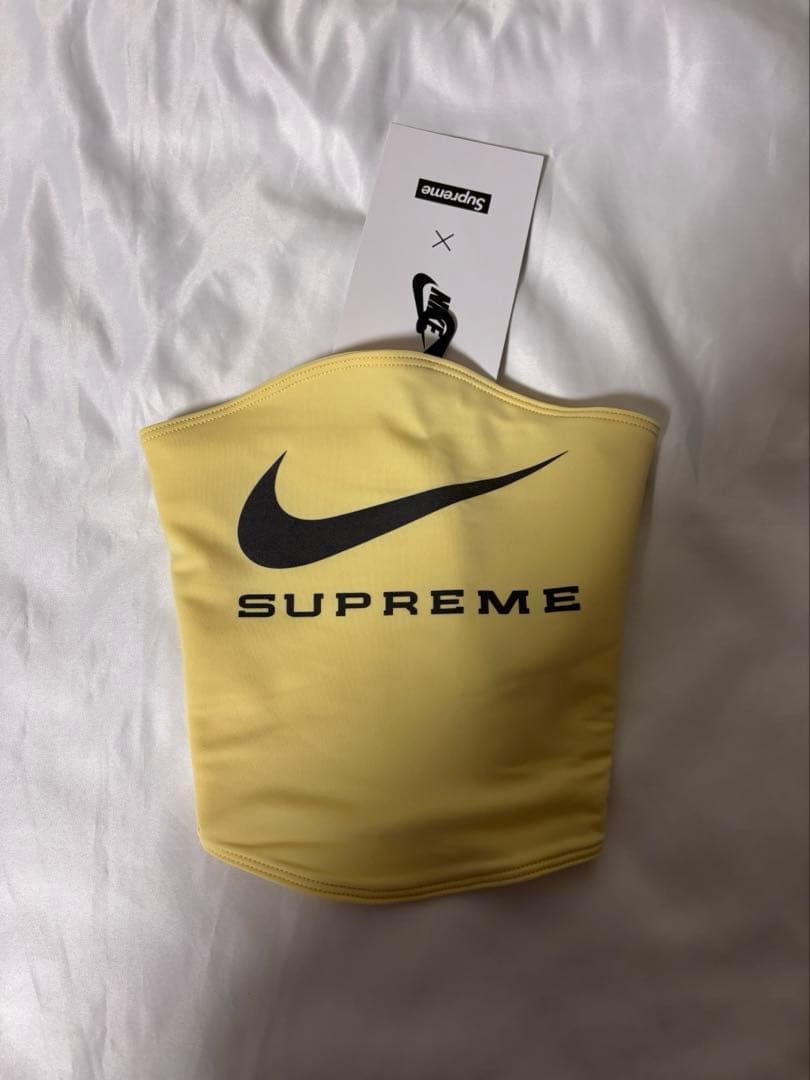 未使用タグ付きSupreme Nike ネックウォーマー Neck Warmer