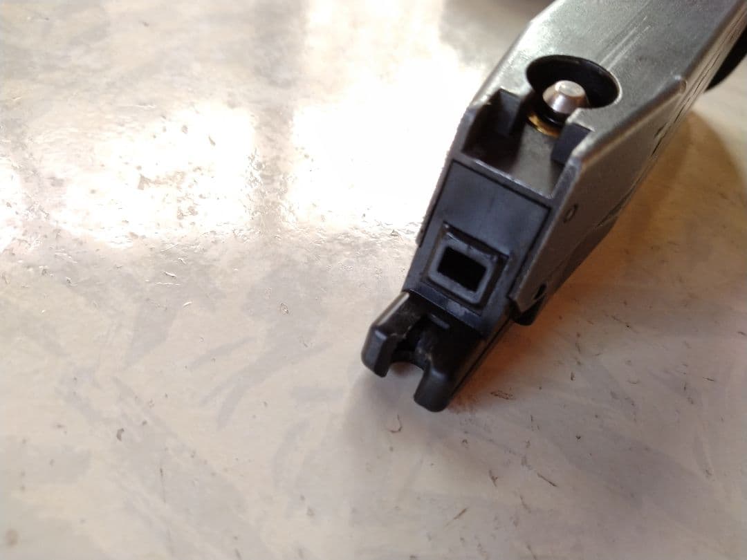 東京マルイ M&P9 Vカスタム ガスブローバック　中古品