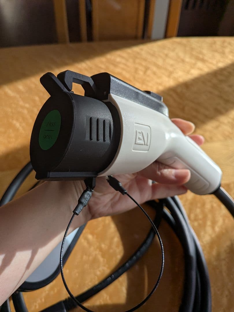 AC電源　電気自動車充電器