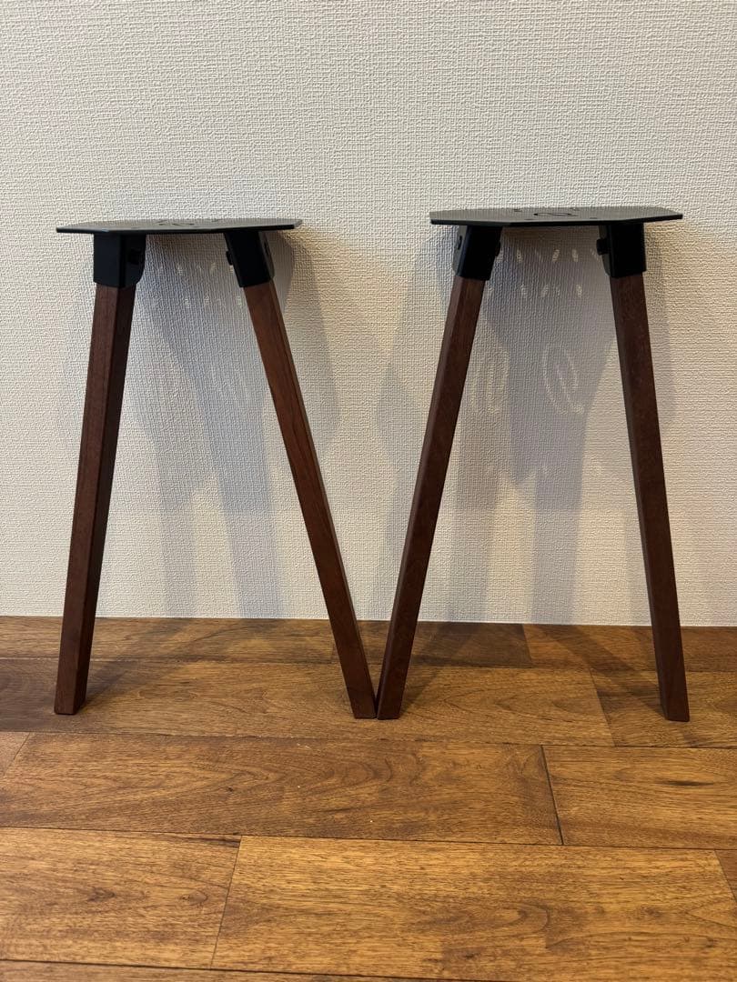 ダッパーパンチ　木製４脚　ウォールナット